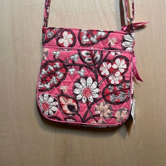 Vera Bradley Pink Blossom Paisley Crossbody Hobo Style Bag Purse Retired W/ Coin - Picture 3 of 5